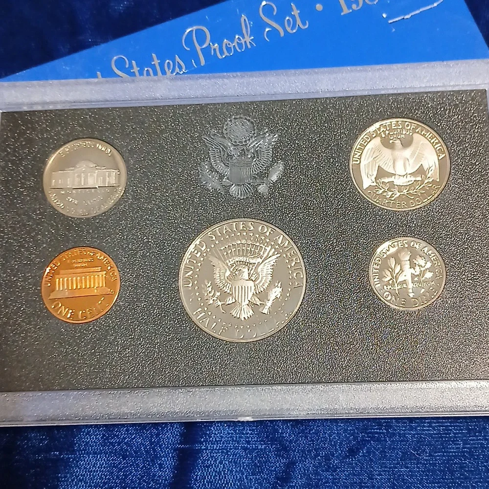 1983 United States Proof Sets - Picture 3 of 5